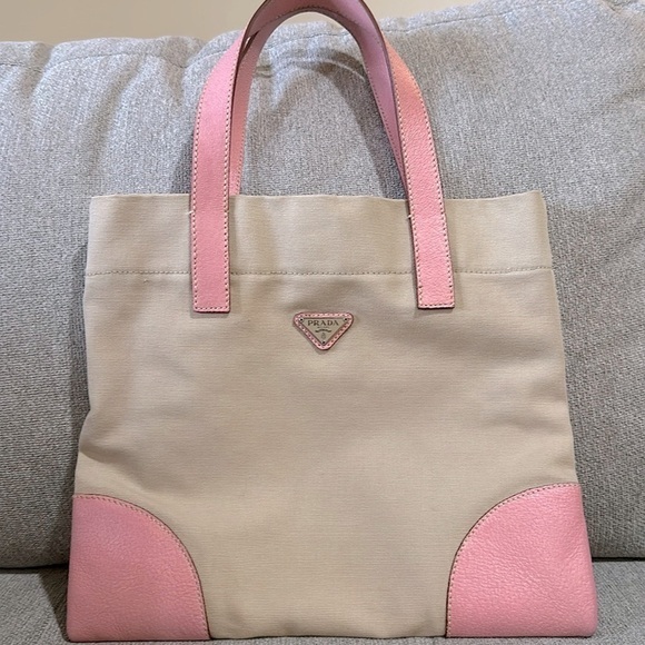 PRADA BAG - Picture 3 of 15